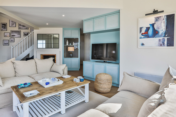 Maison Bord De Mer